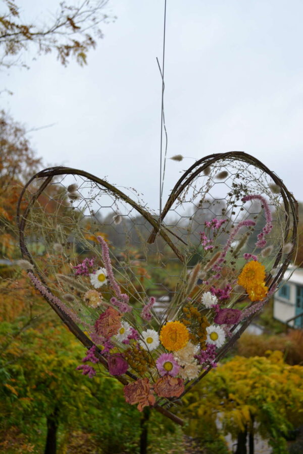 Hartvormig bloemenpaneel